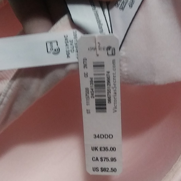 NWT Victoria Secret - Picture 5 of 5